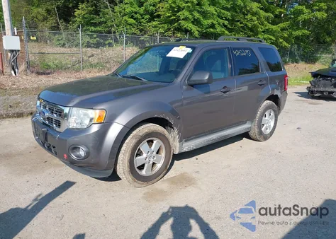 2012 Ford Escape Xlt z USA, uszkodzony, nr VIN 1FMCU9D73CKA19398